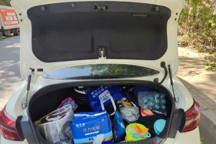 英菲尼迪Q50L 2022款 2.0T 舒适版中控内饰23