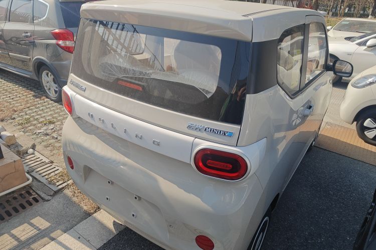 五菱汽车 宏光MINIEV 2024款 第三代 215km 青春版车身外观6005