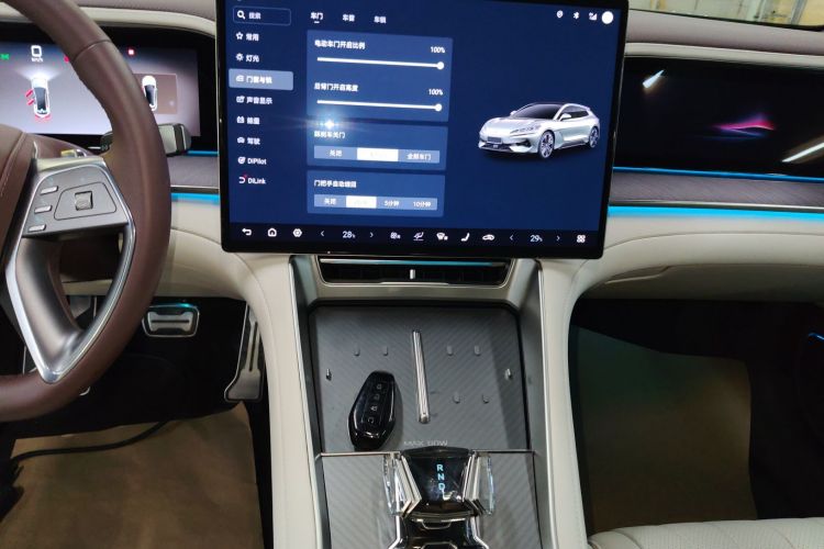 腾势Z9GT 2024款 1100四驱Ultra版局部细节16