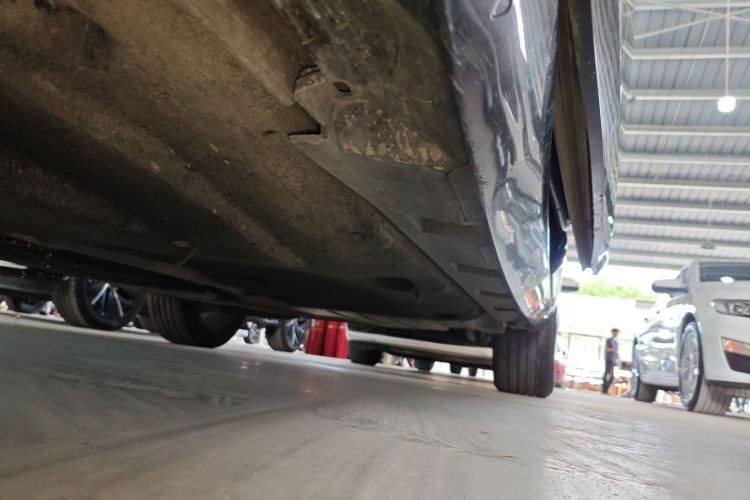 大众 迈腾 2019款 330TSI DSG 豪华型 国VI机舱底盘30