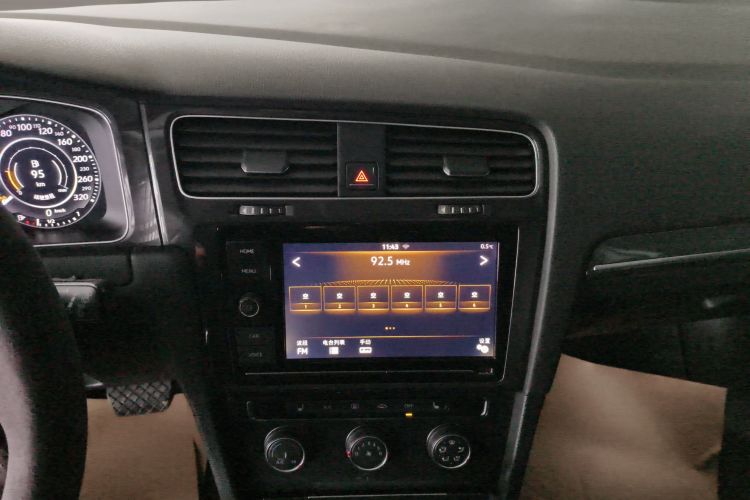 大众 高尔夫 2019款 280TSI DSG豪华型 国VI中控内饰16