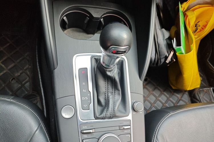 奥迪A3 2016款 Sportback 40 TFSI 风尚型中控内饰18