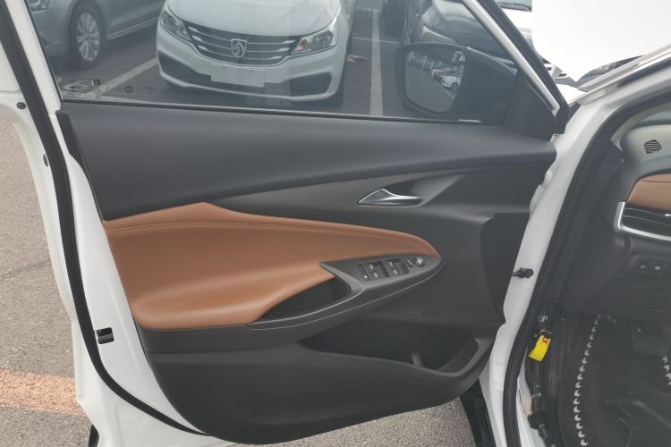 别克 昂科拉 2021款 332T CVT豪华型中控内饰7007