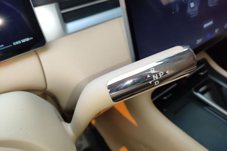 蓝电E5 PLUS 2026款 165km 长续航先享版Ultra 7座局部细节18