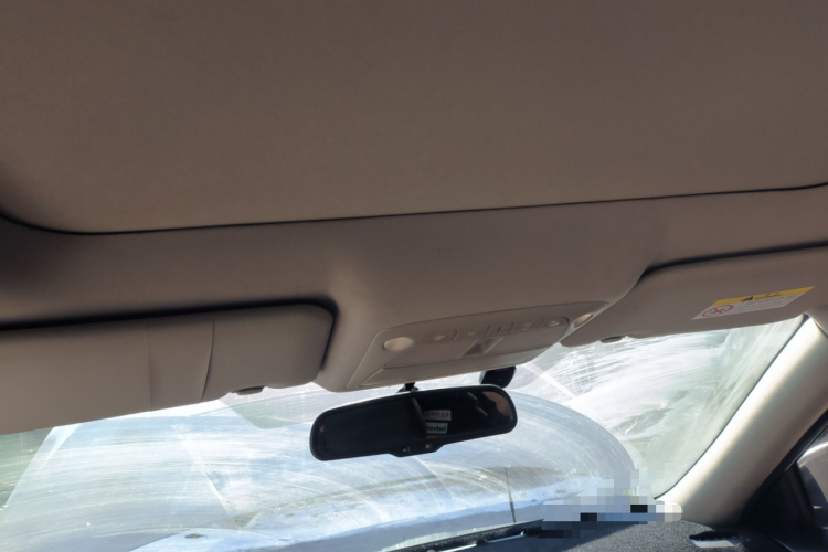 日产 奇骏 2017款 2.0L CVT舒适版 2WD局部细节22