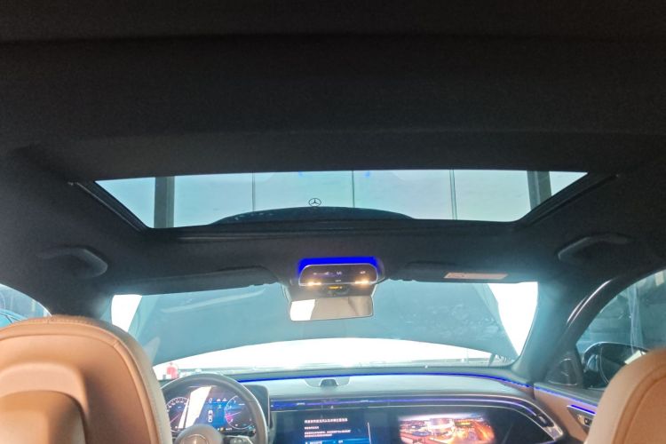 奔驰E级 2024款 E 300 L 豪华型局部细节22