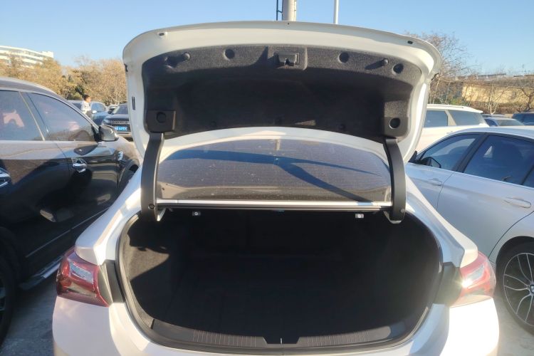 雪佛兰 迈锐宝XL 2021款 535T 自动锐联版机舱底盘23