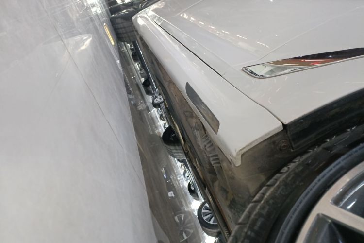 宝马5系 2022款 改款二 525Li M运动套装局部细节9001