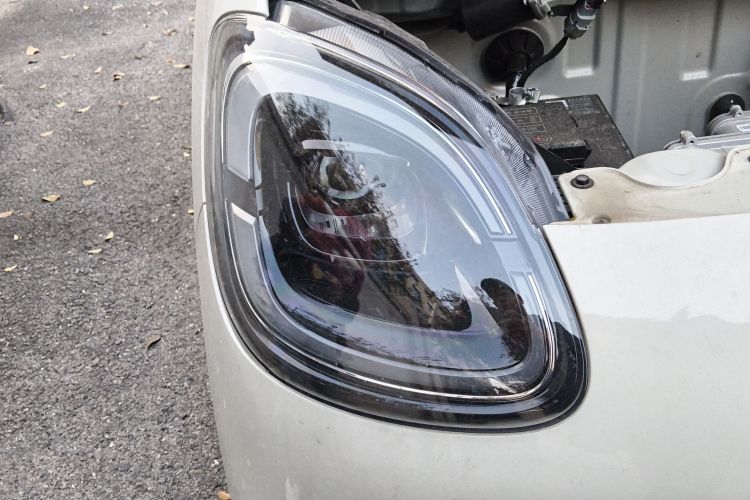 五菱汽车 宏光MINIEV 2025款 四门版 进阶款车身外观6006