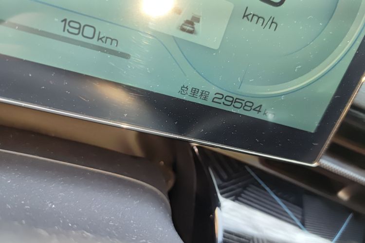 比亚迪 海豹 2022款 550km 标准续航后驱版尊贵型中控内饰15