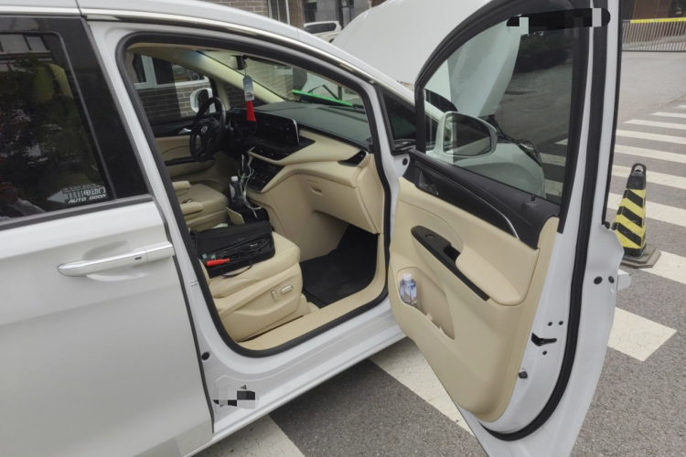 别克GL8 2022款 ES陆尊 653T 豪华型局部细节9005