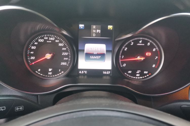 奔驰GLC 2017款 GLC 260 4MATIC 豪华型中控内饰15