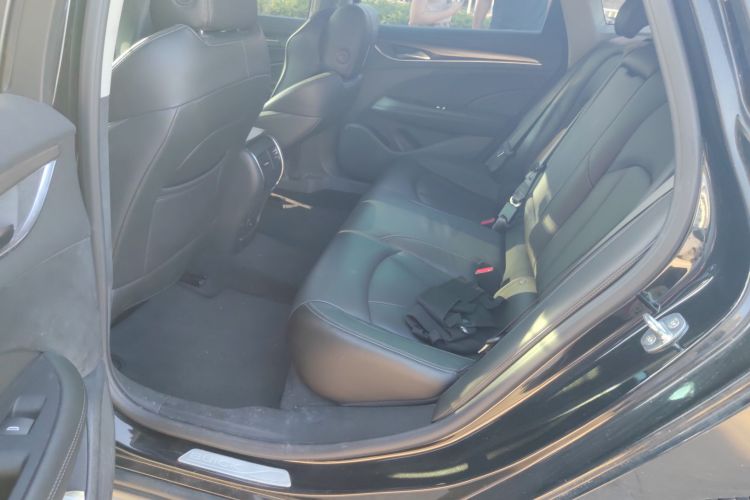 别克 君越 2021款 652T 豪华型中控内饰7004