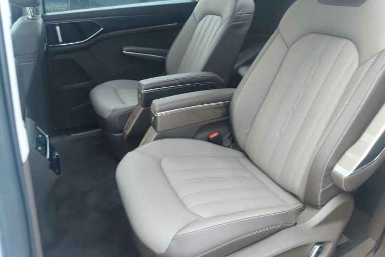 大众 威然 2024款 330TSI 豪华版中控内饰21