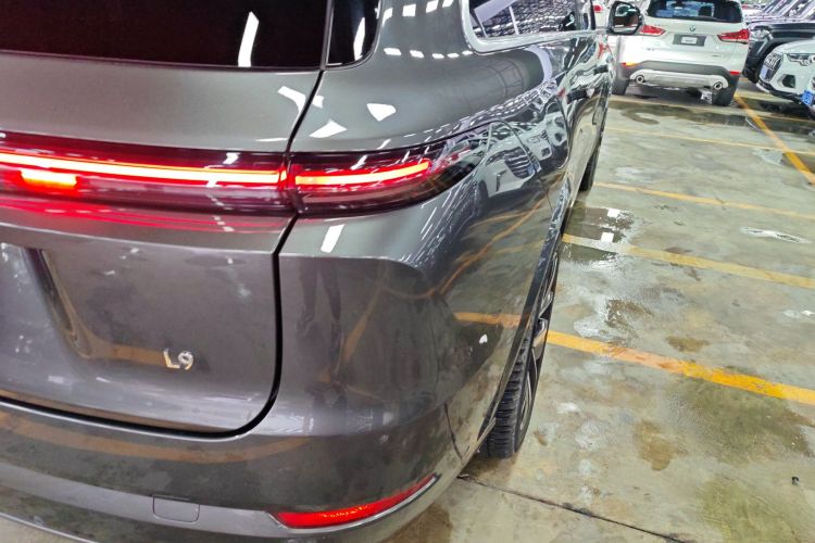 理想汽车 理想L9 2022款 Max车身外观9