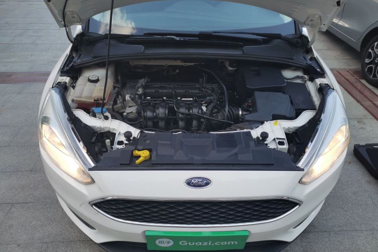 福特 福克斯 2015款 两厢 1.6L 自动舒适型局部细节24