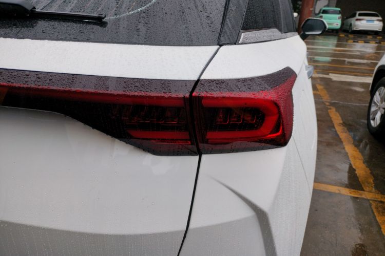 奔腾T77 2021款 PRO 280 TID 定制版车身外观9