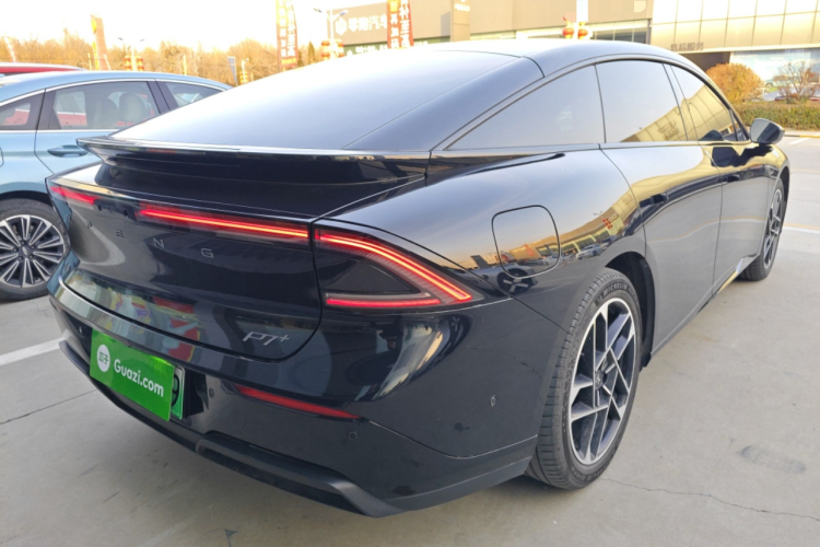 小鹏P7+ 2024款 长续航 Max车身外观7