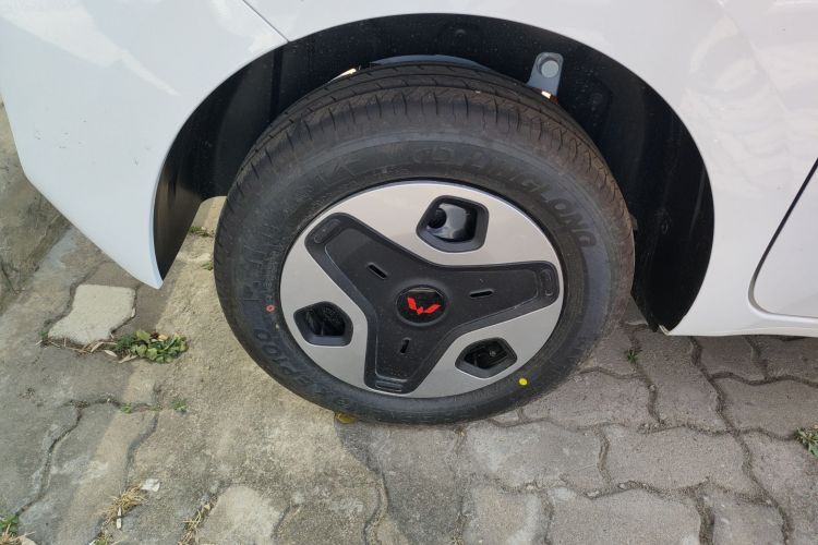 五菱汽车 五菱之光新能源 2025款 305km 进取型车身外观6008