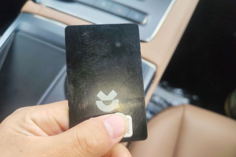 蔚来ES6 2020款 420KM 运动版中控内饰7001