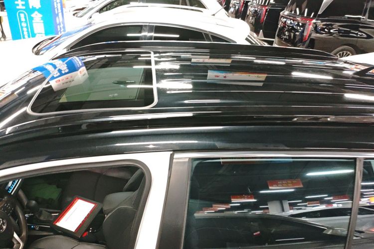 丰田 锋兰达 2022款 2.0L CVT豪华PLUS版局部细节57