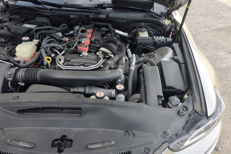 雷克萨斯IS 2017款 300 F SPORT版局部细节9007