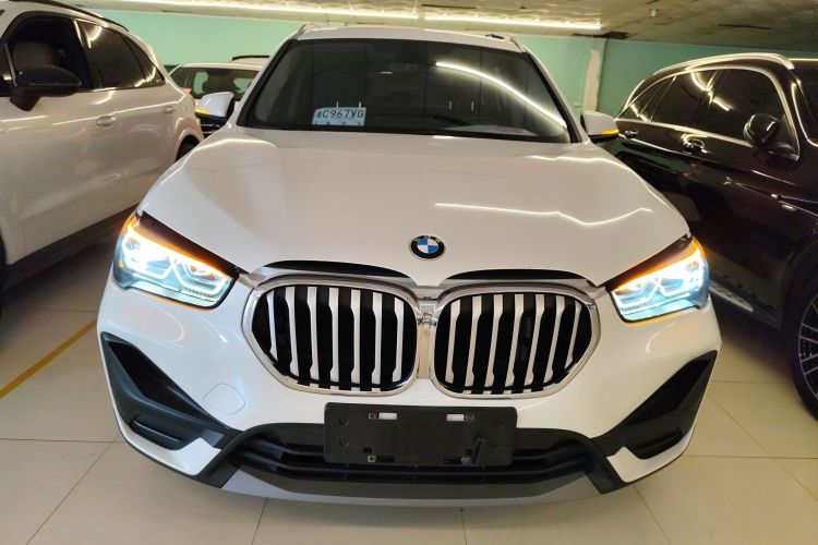 宝马X1 2021款 sDrive20Li 时尚型车身外观6001