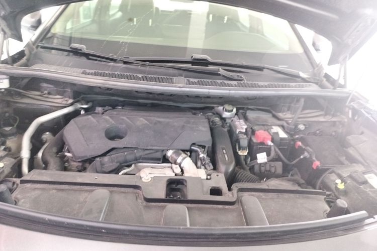 标致4008 2021款 360THP 科技版局部细节24