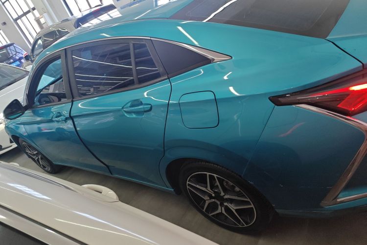 东风风神 奕炫 2021款 230T 自动追梦版车身外观4