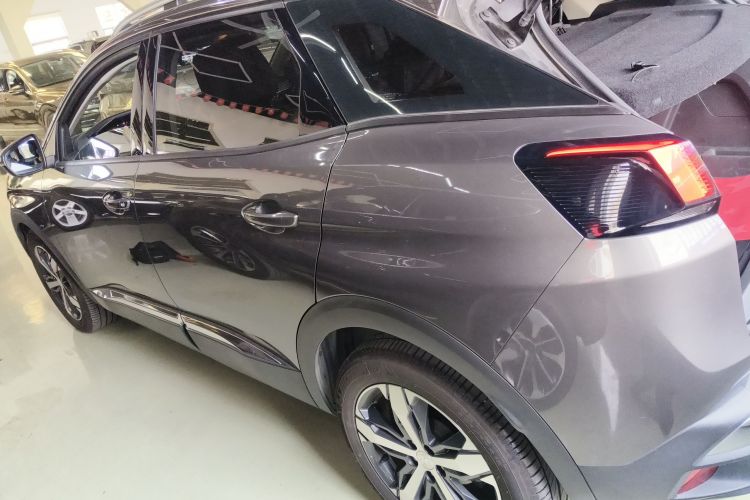 标致4008 2019款 改款 360THP 尝先版车身外观6003