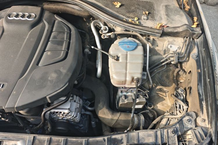 奥迪A6L 2018款 30周年年型 35 TFSI 时尚型局部细节9007