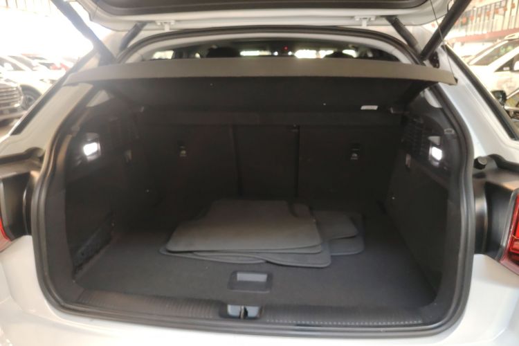 奥迪Q2L 2018款 35 TFSI 豪华致雅型 国V局部细节23