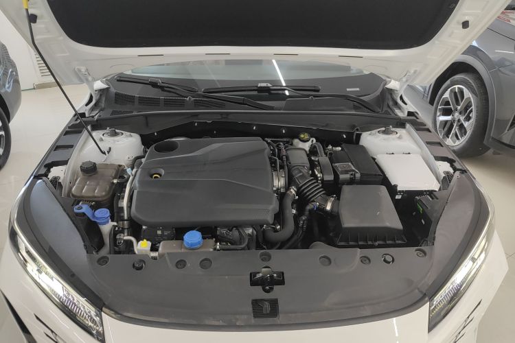 长安 逸动 2024款 1.5T GDI自动 旗舰型机舱底盘24