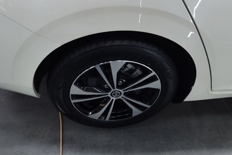 日产 轩逸 2022款 1.6L XL CVT悦享版车身外观6008