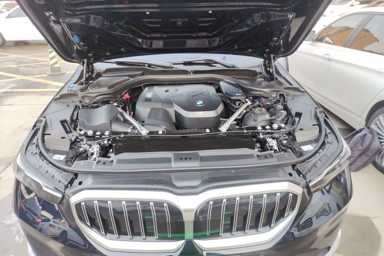 宝马5系 2025款 530Li 领先型 豪华套装局部细节24