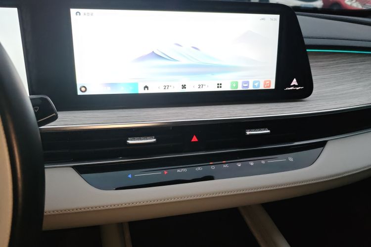 奇瑞 风云A8 2024款 127 驭风版中控内饰16