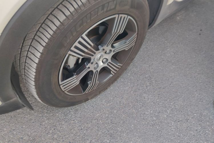 沃尔沃XC40 2020款 T3 智远豪华版车身外观6007