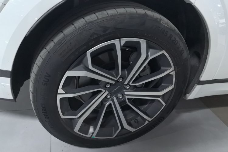 领克09 EM-P 2023款 2.0TD EM-P 远航版PM 七座车身外观6008