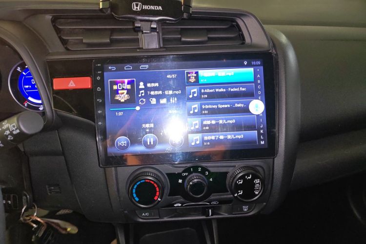 本田 飞度 2016款 1.5L LXS CVT舒适天窗版中控内饰16