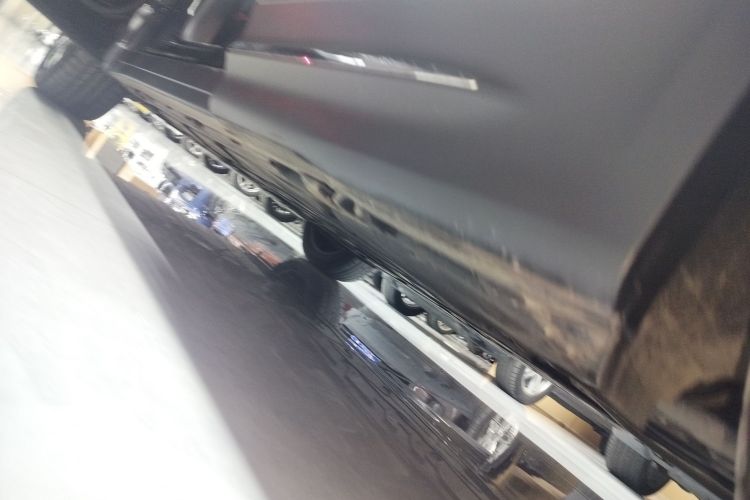 奔驰GLB 2024款 改款 GLB 220 时尚型局部细节9002