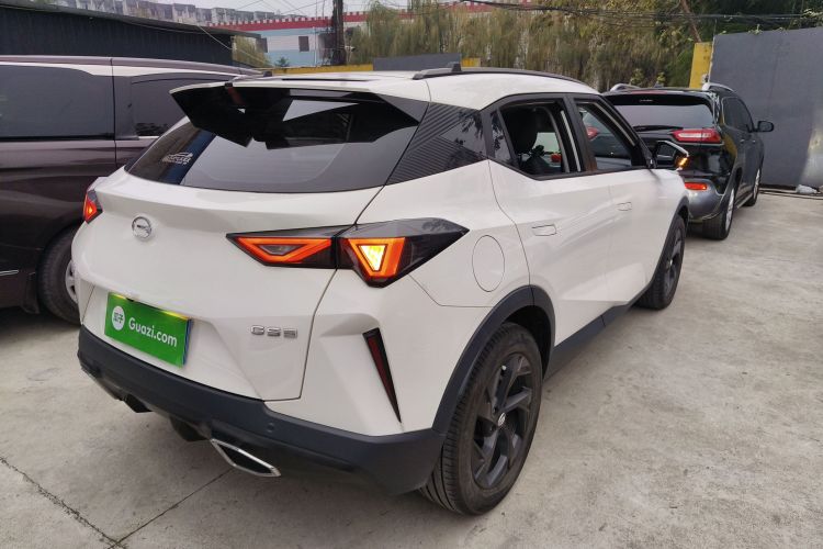 广汽传祺 传祺GS3 2023款 影速 270T 劲享版车身外观7