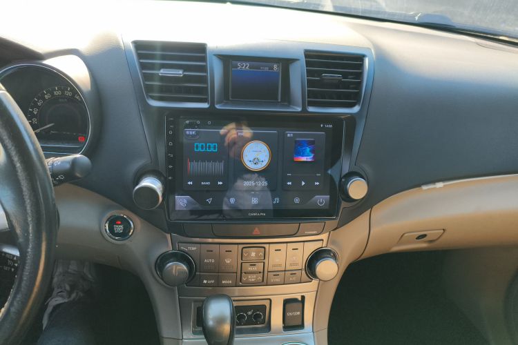 丰田 汉兰达 2012款 2.7L 两驱7座豪华版中控内饰16