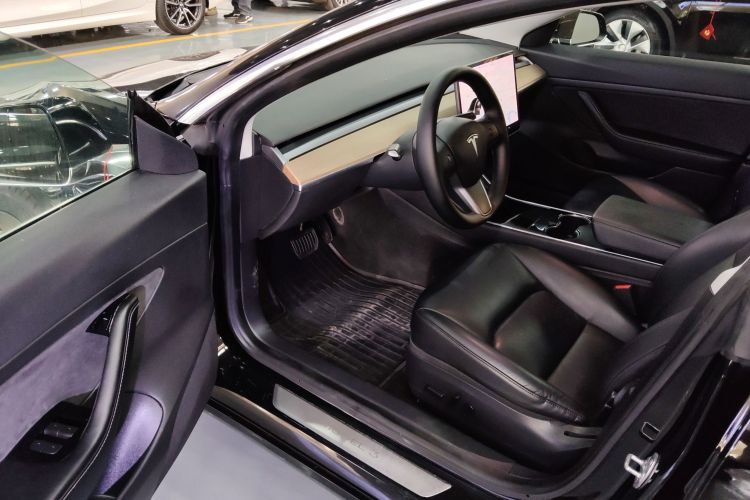 特斯拉 Model 3 2019款 标准续航后驱升级版中控内饰20