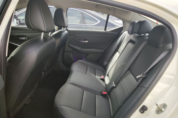 日产 轩逸 2021款 1.6L XL CVT悦享版中控内饰21