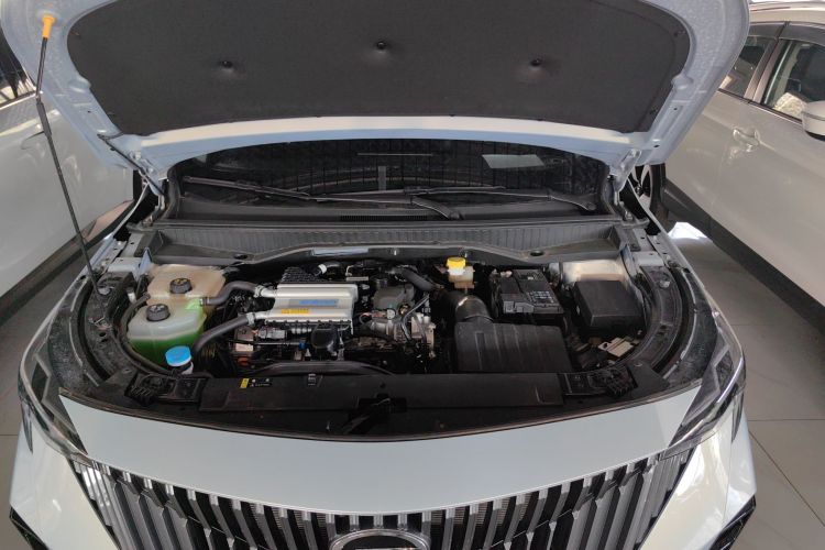 广汽传祺 传祺GS3 2023款 影速 270T 劲享版机舱底盘24