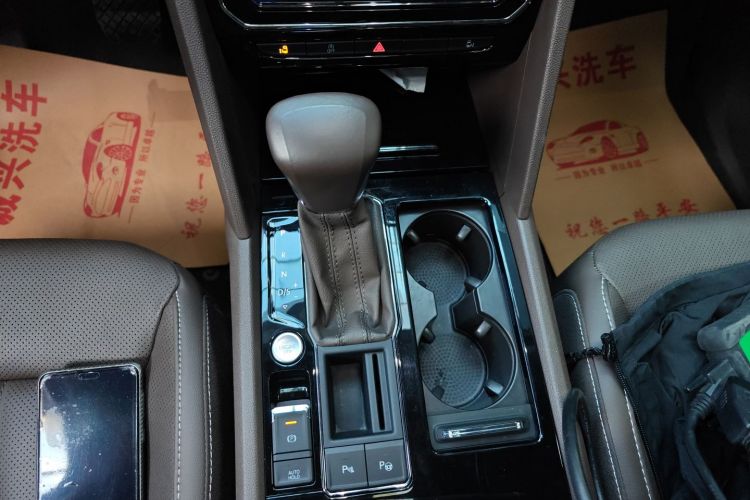 大众 威然 2020款 330TSI 豪华版中控内饰18