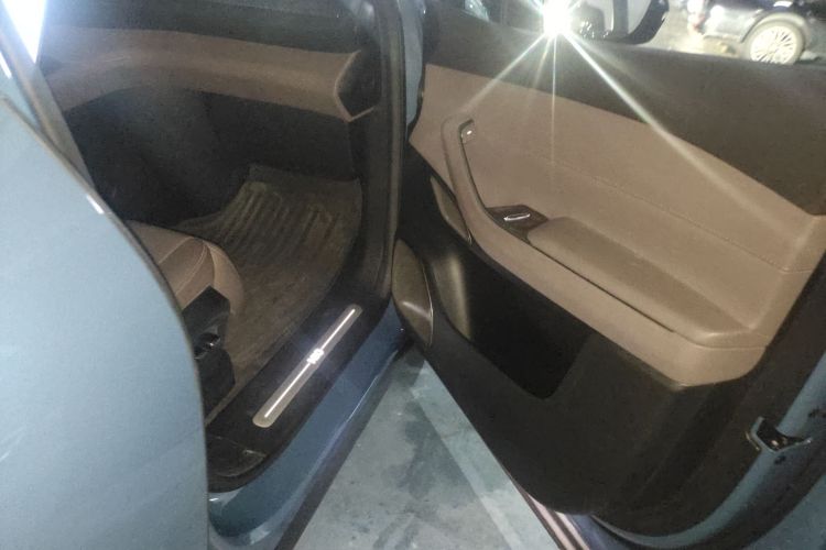 蔚来ES7 2022款 100kWh 首发版局部细节9005