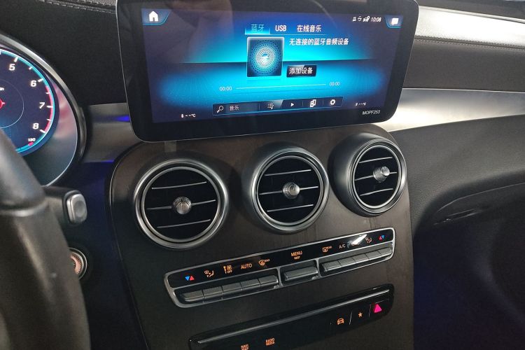 奔驰GLC 2021款 GLC 260 L 4MATIC 豪华型中控内饰16