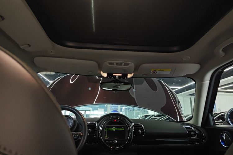 MINI Clubman 2016款 改款 1.5T COOPER 鉴赏家版中控内饰22