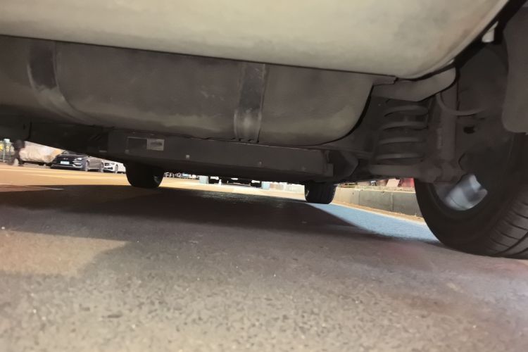 比亚迪 秦PLUS 2023款 冠军版 DM-i 120KM领先型局部细节9009